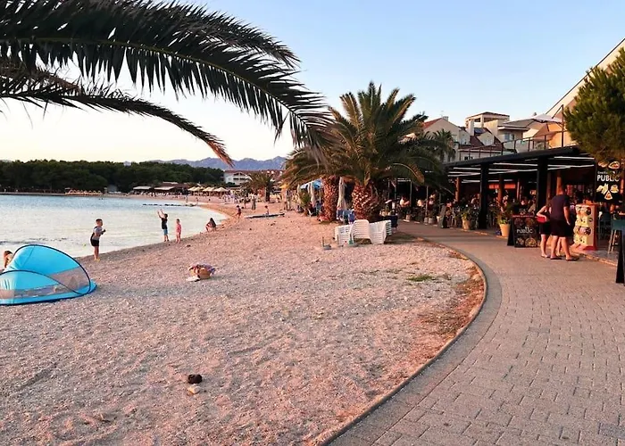 Maris - 1 Min To & Sea View Povljana